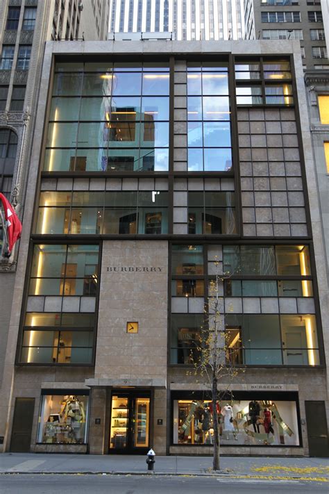 burberry store nyc